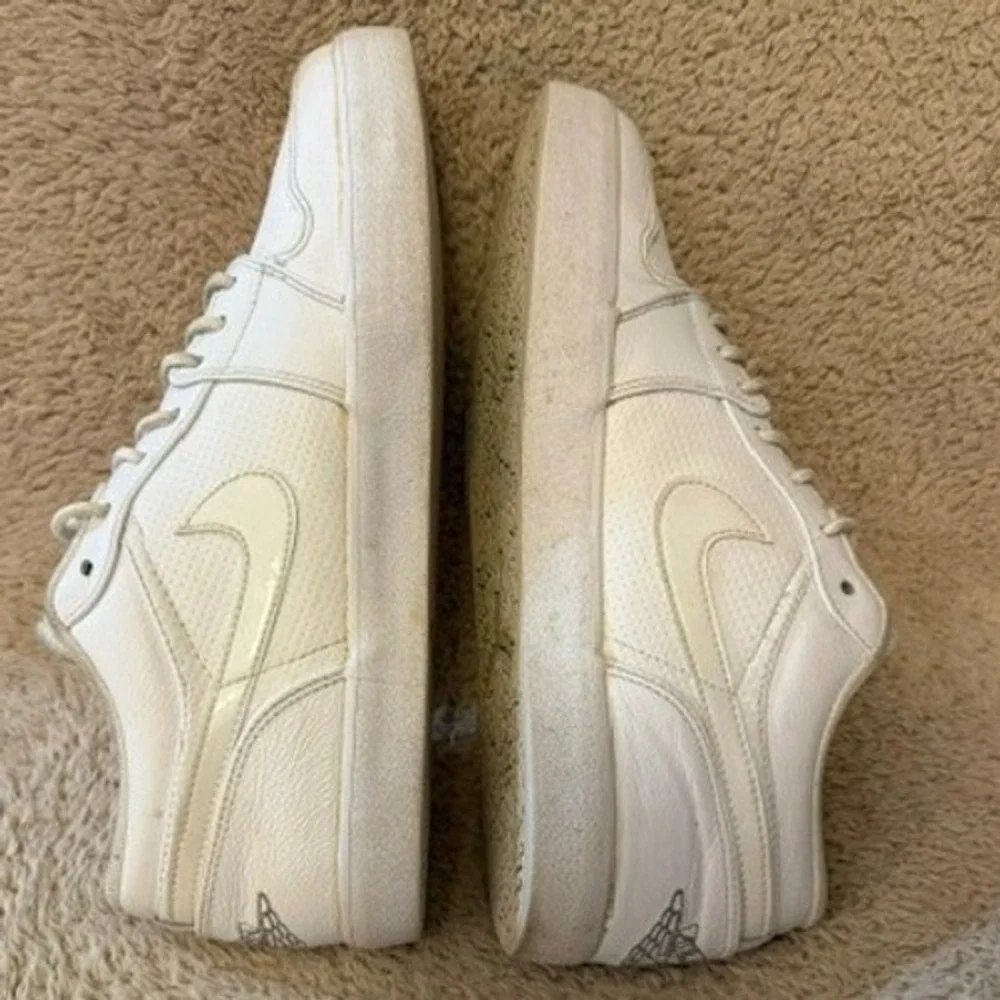 Jordan AJ1 Low Mens White Light Bone Leather Shoes Sneakers 553558-104 Size 10.5